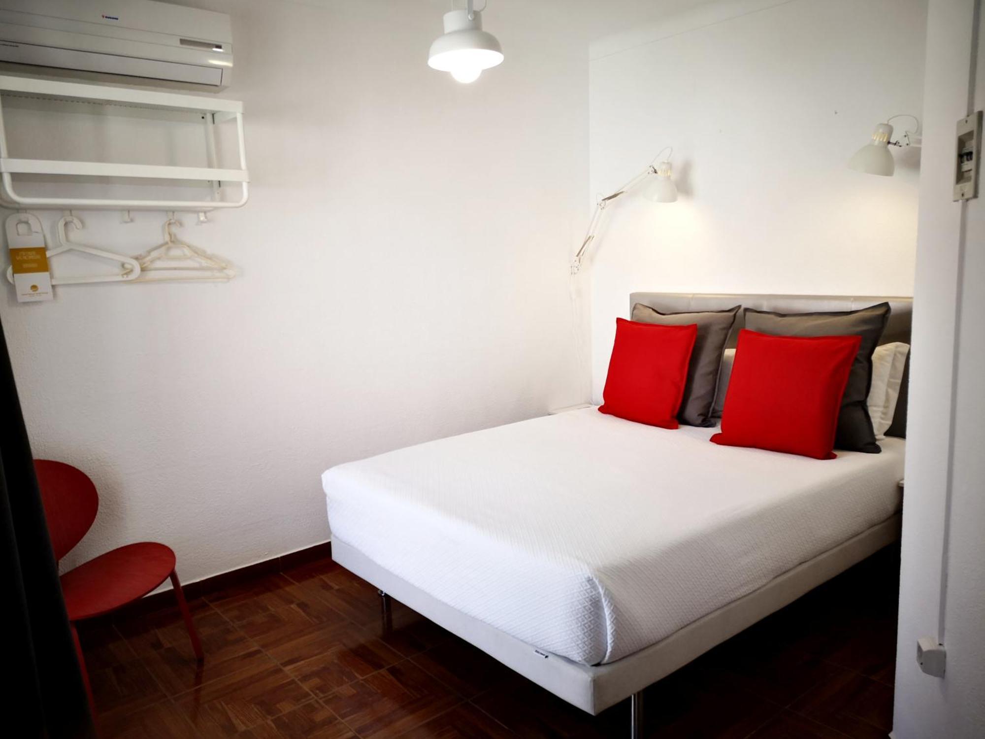 The Bulldog Inn - Duna Parque Resorts & Hotels วิลานอวา ดิ มิลฟงติส ห้อง รูปภาพ